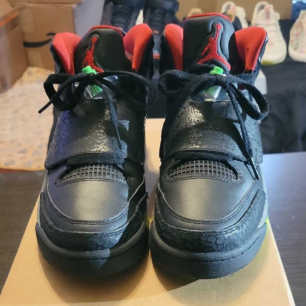 Jordan Son of Mars Rare Marvin The Martian (2015) Mens 7.5 Womens 9 EUC